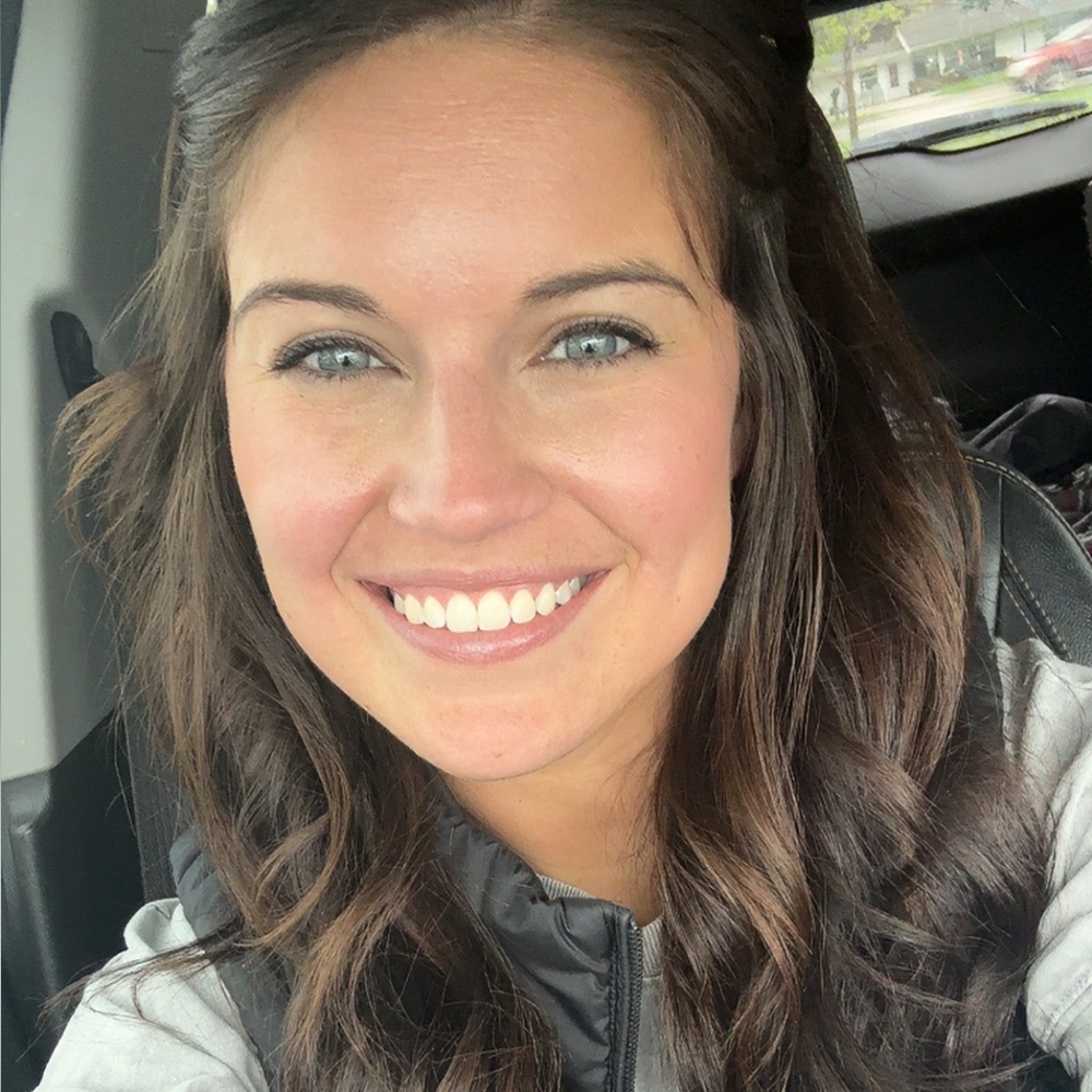 Meet your Posher, Kaleigh